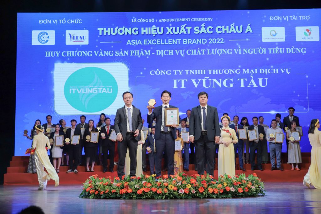 IT VŨNG TÀU VINH DỰ NHẬN GIẢI THƯỞNG HUY CHƯƠNG VÀNG ¨SẢN PHẨM DỊCH VỤ CHẤT LƯỢNG VÌ NGƯỜI TIÊU DÙNG NĂM 2022¨