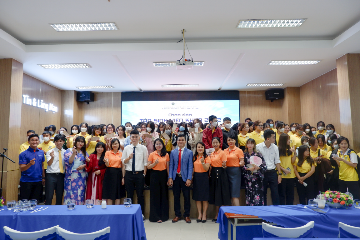 Chào đón tân sinh viên trường Đại Học Bà Rịa Vũng Tàu